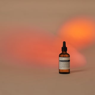Foto 6 | Foto 6 | Sérum Facial Aesop Lucent Lightweight Vitamin C 62 Ml - Venta Internacional