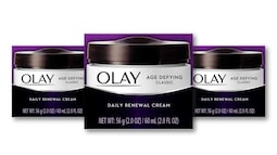 Crema Hidratante Olay Age Defying Classic Daily 60 Ml (paquete De 3) - Venta Internacional.
