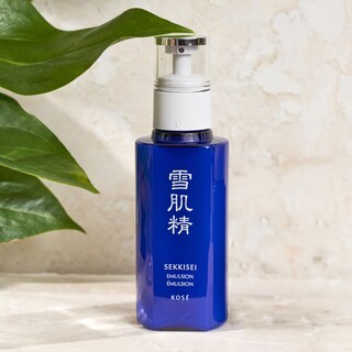 Foto 4 | Foto 4 | Emulsión Hidratante Facial Sekkisei, 140 Ml, Ligera - Venta Internacional.