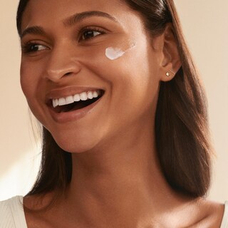 Foto 4 | Foto 4 | Crema Hidratante Sulwhasoo Essential Comfort Firming 15 Ml - Venta Internacional.