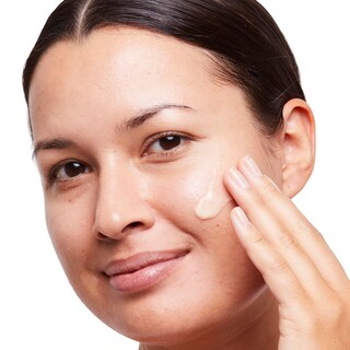 Foto 3 | Foto 3 | Crema Hidratante No7 Radiance+, Vitamina C, 50 Ml, Para Piel Seca - Venta Internacional.