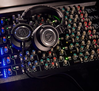 Foto 2 | Foto 2 | Auriculares Supraaurales Audio-technica Ath-avc200 Sonicpro - Venta Internacional.