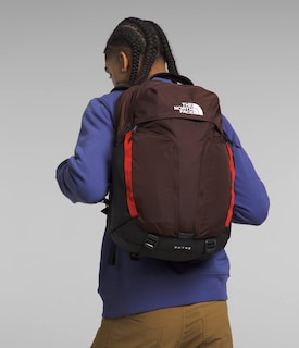 Foto 6 | Foto 6 | Mochila The North Face Surge Commuter Commuter Para Portátil 31 L Marrón Oscuro - Venta Internacional