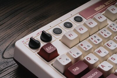 Foto 5 | Foto 5 | Teclado Retromecánico De 8 Bits Bluetooth 2 4 G/usb-c Fami