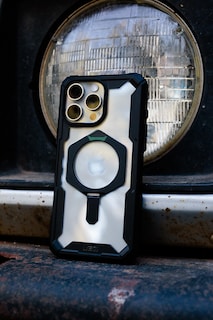 Foto 3 | Foto 3 | Funda Para Iphone 16 Pro Urban Armor Gear Uag Plasma Xte Negro/transparente - Venta Internacional.