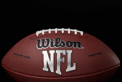 Foto 3 | Foto 3 | Football Wilson, Mvp De La Nfl, Talla Oficial, Marrón - Venta Internacional.