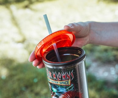 Foto 5 | Foto 5 | Vaso De Viaje Plateado Con Búfalos Asesinos De Payasos Del Espacio - Venta Internacional.