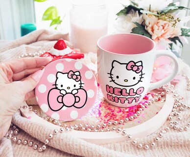 Foto 6 | Foto 6 | Juego De Tazas De Café Silver Buffalo Sanrio Hello Kitty Ceramic - Venta Internacional.