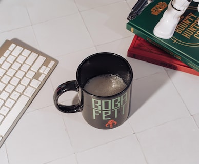 Foto 5 | Foto 5 | Taza De Café Silver Buffalo Star Wars Boba Fett Helmet 600 Ml - Venta Internacional.