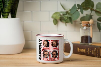 Foto 3 | Foto 3 | Taza Camper De Cerámica Silver Buffalo Chucky Moods Horror 600 Ml - Venta Internacional.
