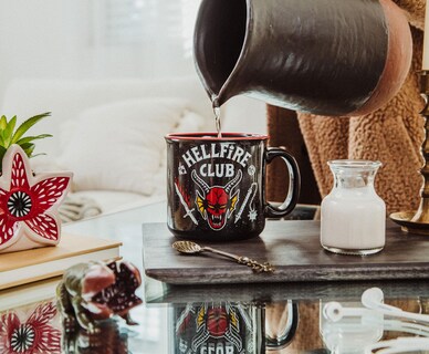 Foto 6 | Foto 6 | Taza De Café Silver Buffalo Sanrio Hello Kitty 600 Ml Cerámica - Venta Internacional.