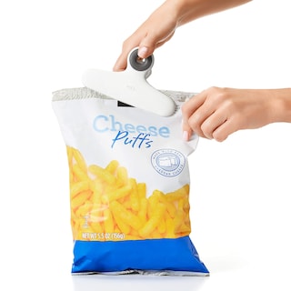 Foto 7 | Foto 7 | Paquete De 2 Clips Para Bolsas Y Chips De Plástico Oxo Good Grips, Color Blanco - Venta Internacional.