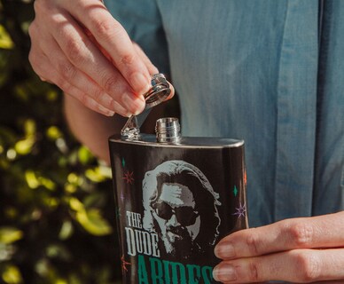 Foto 7 | Foto 7 | Bidón Para Beber Silver Buffalo The Big Lebowski The Dude 200 Ml - Venta Internacional.