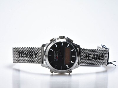 Foto 7 | Foto 7 | Reloj Tommy Hilfiger Hombre Jeans 1791765 Caja Redonda 46mm Diámetro Acero Inoxidable Cierre Desplegable Movimiento Cuarzo