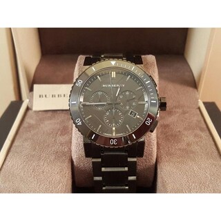 Foto 5 | Foto 5 | Reloj Burberry Hombre Classic Bu9381 Caja Redonda 42mm Diámetro Acero Inoxidable Cierre Desplegable Movimiento Cuarzo