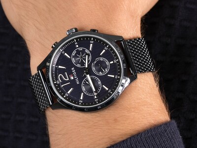 Foto 7 | Foto 8 | Reloj Tommy Hilfiger Hombre Gavin 1791471 Caja Redonda 44mm Diámetro Acero Inoxidable Cierre Deslizante Movimiento Cuarzo