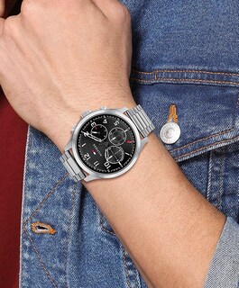 Foto 8 | Foto 8 | Reloj Tommy Hilfiger Hombre Asher 1791852 Caja Redonda 45mm Diámetro Acero Inoxidable Cierre Desplegable Movimiento Cuarzo