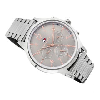 Foto 2 | Foto 2 | Reloj Tommy Hilfiger Mujer Emmy 1781871 Caja Redonda 38mm Diámetro Acero Inoxidable Cierre Desplegable Movimiento Cuarzo
