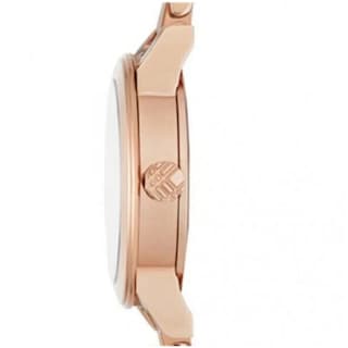 Foto 2 | Foto 2 | Reloj Burberry Mujer The City Bu9236 Caja Redonda 26mm Diámetro Acero Inoxidable Cierre Hebilla Movimiento Cuarzo Dial Oro