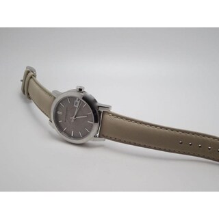Foto 4 | Foto 4 | Reloj Burberry Mujer Classic Bu9107 Caja Redonda 34mm Diámetro Acero Inoxidable Cierre Hebilla Movimiento Cuarzo Dial Beige