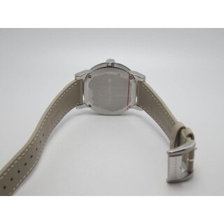 Foto 5 | Foto 5 | Reloj Burberry Mujer Classic Bu9107 Caja Redonda 34mm Diámetro Acero Inoxidable Cierre Hebilla Movimiento Cuarzo Dial Beige