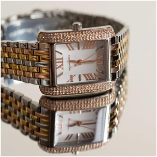 Foto 6 | Foto 6 | Reloj Michael Kors Mujer Emery Mk4744 Caja Rectangular 33mm Diámetro Acero Inoxidable Cierre Desplegable Movimiento Cuarzo