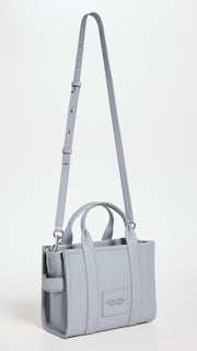 Foto 3 | Foto 3 | Bolso Marc Jacobs The Leather Small Para Mujer, Color Gris Lobo - Venta Internacional.