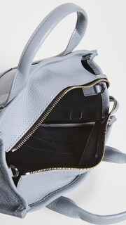 Foto 5 | Foto 5 | Bolso Marc Jacobs The Leather Small Para Mujer, Color Gris Lobo - Venta Internacional.