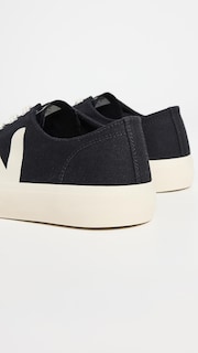 Foto 3 | Foto 3 | Tenis Veja Wata II Low Negros para Hombre - Venta Internacional