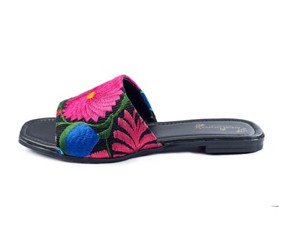 Foto 7 | Foto 7 | Sandalia De Piso A Ángelozano Telar Flores, Color Negro