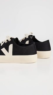 Foto 3 | Foto 3 | Tenis Veja Wata II Low Negros para Mujer - Venta Internacional
