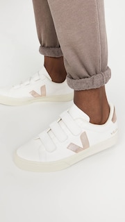 Foto 3 | Foto 3 | Tenis Veja Recife Logo Blanco con Platino para Mujer - Venta Internacional