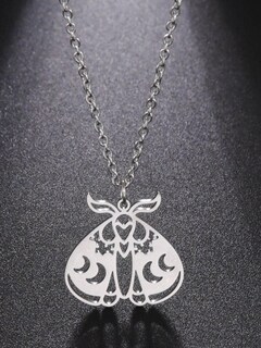 Foto 1 | Foto 1 | Collar Shein Mystic Moth Con Colgante De Acero Inoxidable Plateado - Venta Internacional.