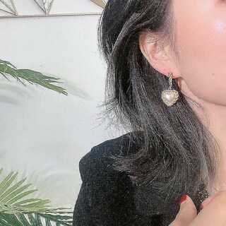 Foto 4 | Foto 4 | Pendientes Huoguo De Metal Con Forma De Corazón Y Perlas Para Mujer - Venta Internacional.