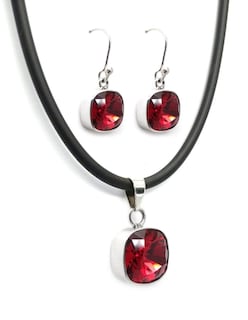 Foto 1 | Foto 1 | Collar y Aretes Joyería Zvezda Cushion Rojo con Plata y Caucho