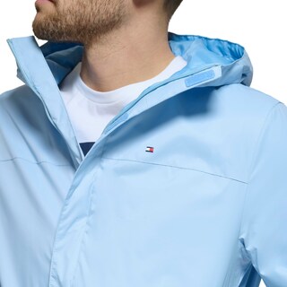 Foto 2 | Foto 2 | Chaqueta Tommy Hilfiger Azul Ligera e Impermeable para Hombre - Venta Internacional