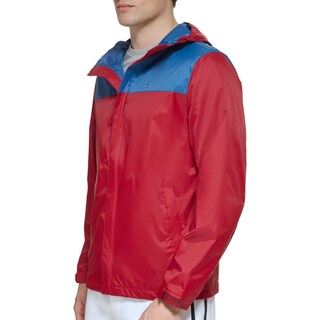 Foto 1 | Foto 1 | Chaqueta Tommy Hilfiger Ligera Impermeable Roja para Hombre - Venta Internacional
