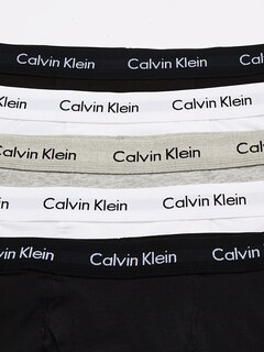 Foto 2 | Foto 2 | Bóxer Calvin Klein de Algodón Elástico Paquete de 5 para Hombre - Venta Internacional