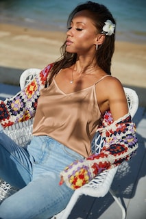 Foto 3 | Foto 3 | Camisetas Sin Mangas Ekouaer De Satén De Seda Con Cuello En V Y Tirantes Finos Para Mujer - Venta Internacional.