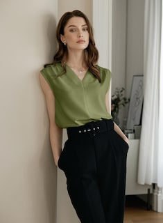 Foto 3 | Foto 3 | Blusa Evaless Sin Mangas Con Cuello En V Plisada Para Mujer, Color Verde Helecho S - Venta Internacional.