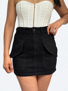 Foto 2 | Foto 2 | Falda Corta OBS Dama con Bolsas y Aletillas Negro