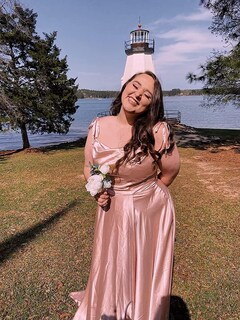 Foto 4 | Foto 4 | Vestido De Dama De Honor Monvelli A Line, Satén, Cuello Vuelto, Marrón, Talla 2 - Venta Internacional.