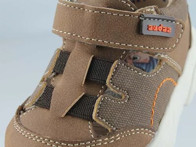 Foto 6 | Foto 6 | Sandalias Audaz Marrón para Niño