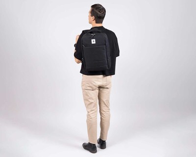 Foto 8 | Foto 8 | Mochila Grande 1818 Unisex Wynn Negro Con Porta Laptop De Hasta 15''.