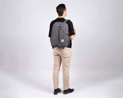 Foto 8 | Foto 8 | Mochila Grande 1818 Unisex Wynn Gris