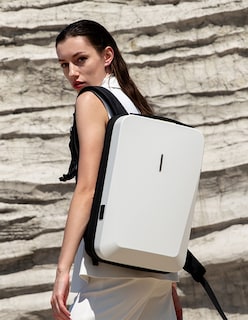 Foto 2 | Foto 2 | Mochila Mark Ryden Modelo Blanco Tapa Dura
