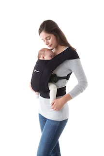 Foto 1 | Foto 1 | Portabebés Ergobaby Embrace Cozy Newborn Pure Black - Venta Internacional.