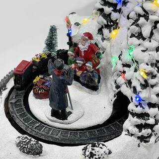 Foto 4 | Foto 4 | Figura Coleccionable Christmas House Allgala, Poliresina - Venta Internacional.