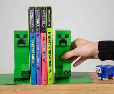 Foto 4 | Foto 4 | Juego De 2 Libros Bookends Minecraft Creeper De 6 Pulgadas Para Estantería - Venta Internacional.