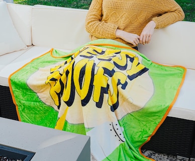 Foto 4 | Foto 4 | Manta Plateada Con Diseño De Queso Buffalo South Park, 114 X 152 Cm - Venta Internacional.